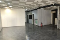 Aubagne Location Commerce 131m2 non divisible (119-52)