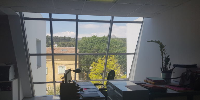 ipro location bureaux aubagne 116-04