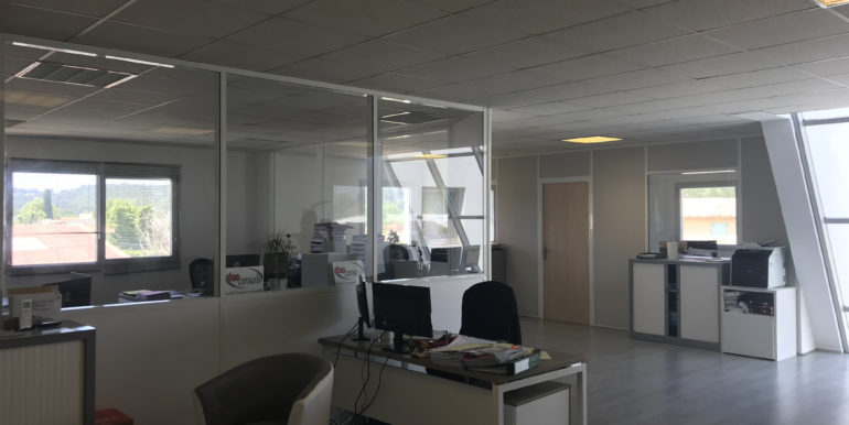 ipro location bureaux aubagne 116-04