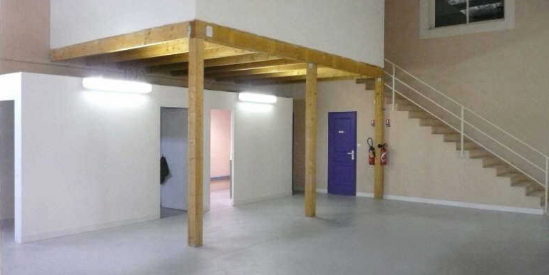 ipro Auriol vente entrepôt 180m² 116-12