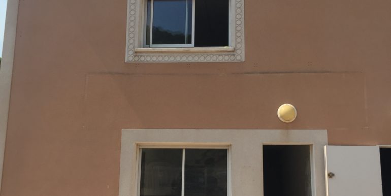 ipro location local commercial auriol 116-13