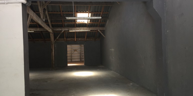 ipro Marseille 11 Location Activités-Entrepôts 200m2 116-14