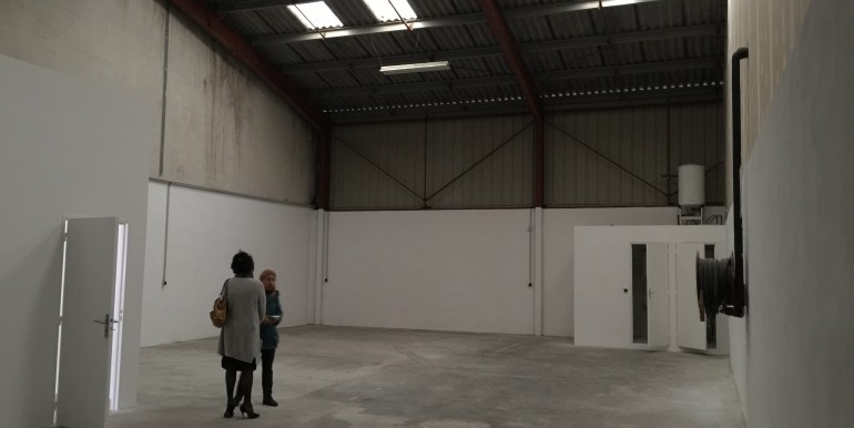 Gémenos Location Activités-Entrepôts 190m2 116-20