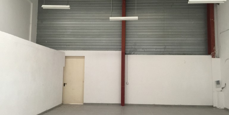 ipro Gémenos Location Activités-Entrepôts 200m2 116-21