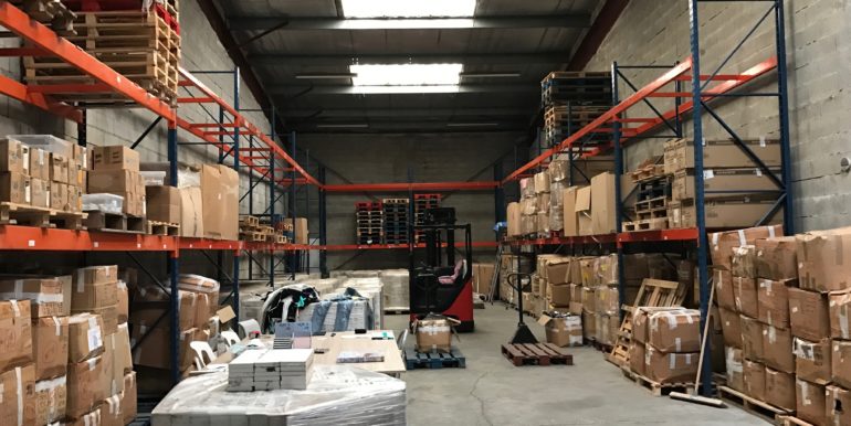 Aubagne Location Activités-Entrepôts 280m2 ipro 116-27