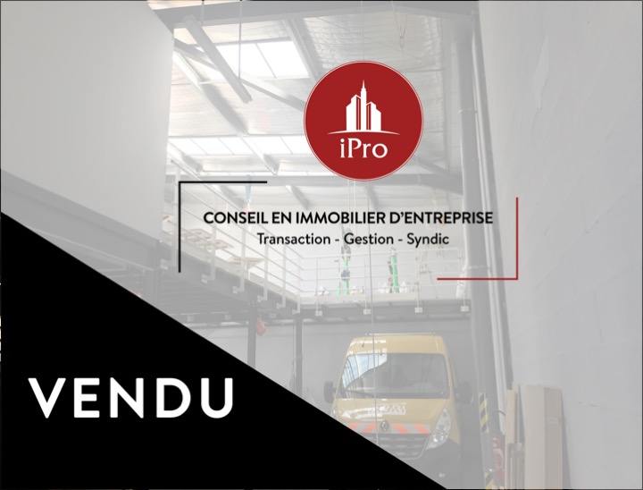 Marseille 15 Vente Activités-Entrepôts 200m2 non divisibles (116-34)