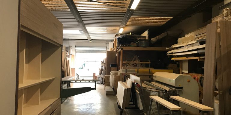 entrepôts location gemenos ipro 116-50D 330m²