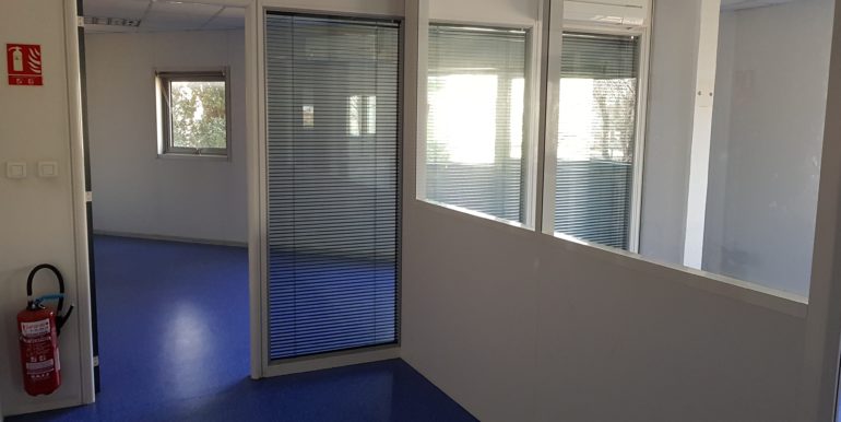 ipro gémenos bureaux à vendre 116-76 116-75
