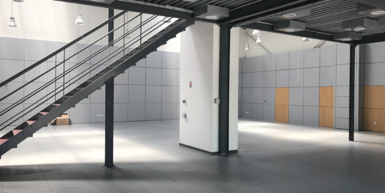 ipro gémenos location entrepot 116-74