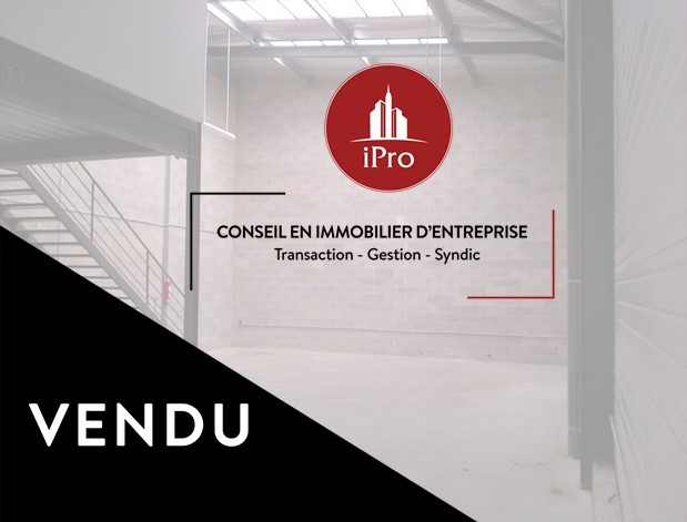 Marseille 15 ZFU Vente Activités-Entrepôts 350m2 divisibles à partir de 200m2 (116-34/79)
