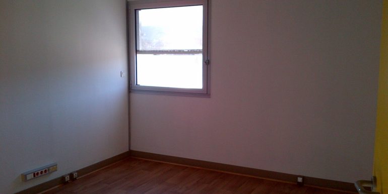 location bureaux aubagne ipro 116-82