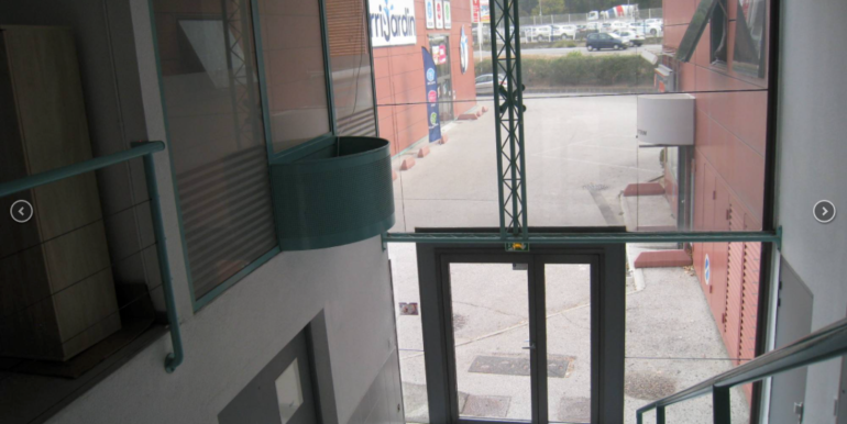 ipro location bureaux aubagne 116-83