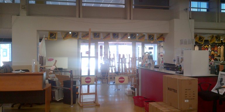 location commerce la valette avenue 83