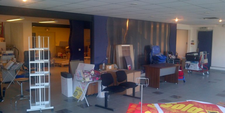 location commerce la valette avenue 83
