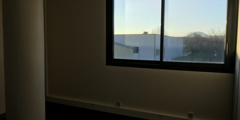 ipro aubagne location bureaux 118-27