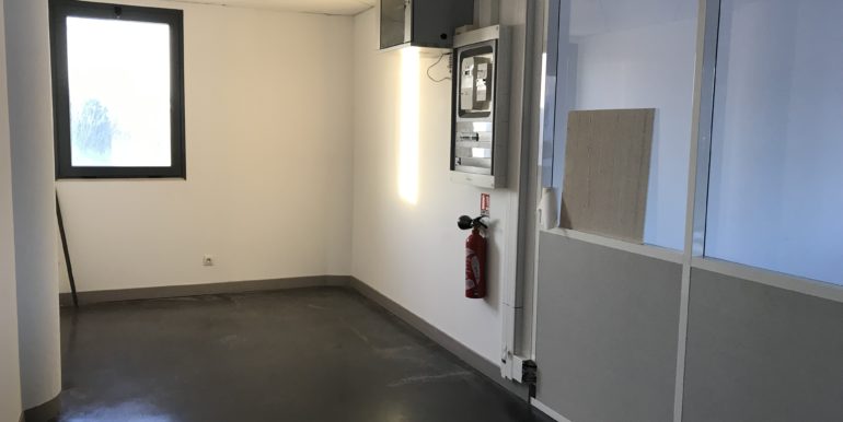 ipro aubagne location bureaux 118-27