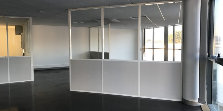 ipro aubagne location bureaux 118-27