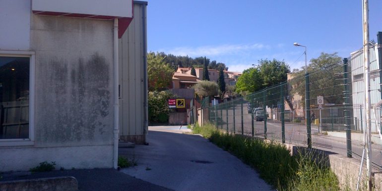 location commerce la valette avenue 83