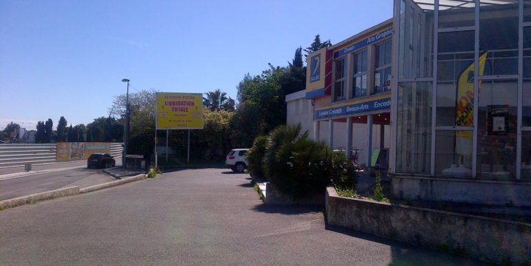 location commerce la valette avenue 83
