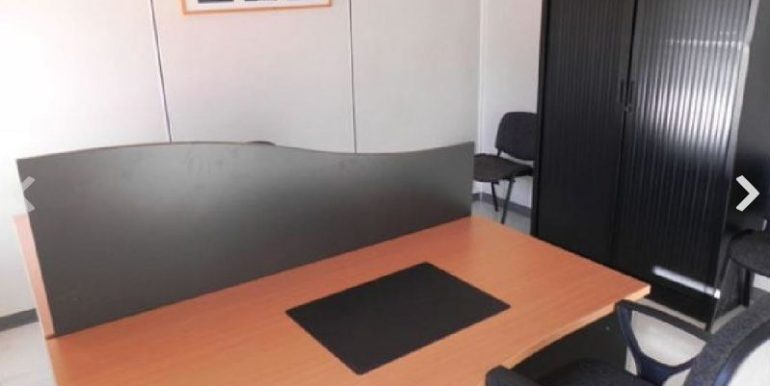 ipro location bureaux gemenos 117-21