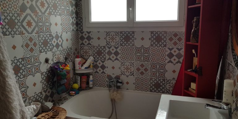 ipro immobilier d'entreprise aubagne marseille gemenos la ciotat