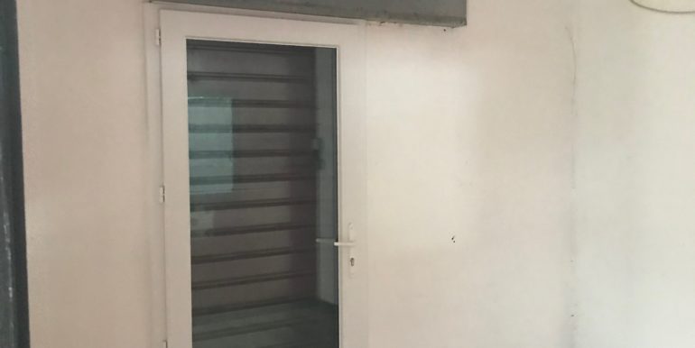 ipro aubagne location entrepot 118-57