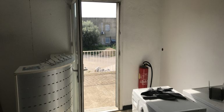 ipro aubagne location entrepot 118-57