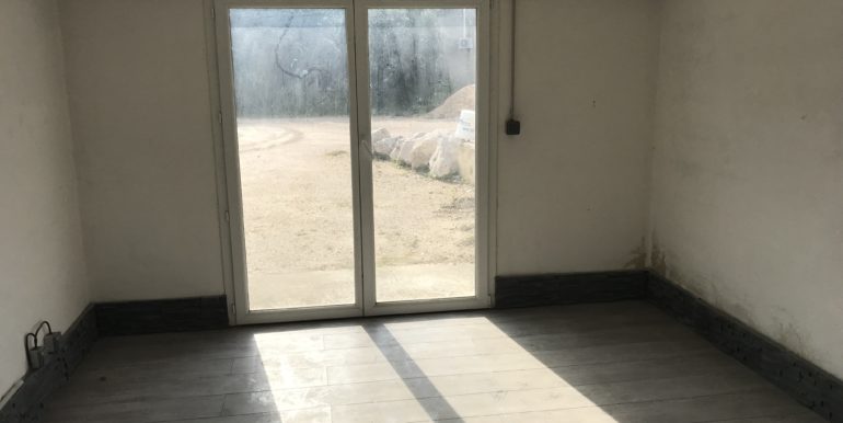 ipro aubagne location entrepot 118-57