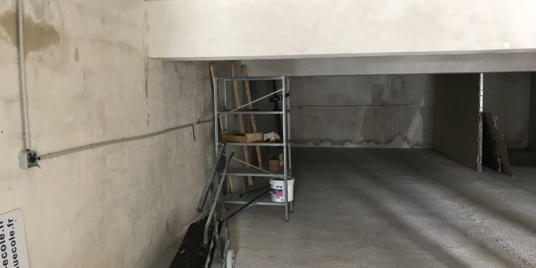 ipro aubagne location entrepot 118-57