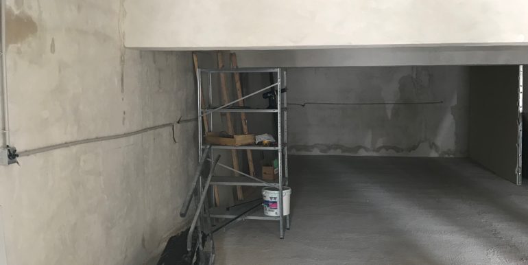 ipro aubagne location entrepot 118-57