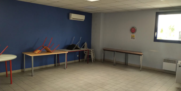 ipro gémenos location entrepôt 118-59