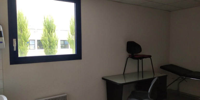 ipro gémenos location entrepôt 118-59