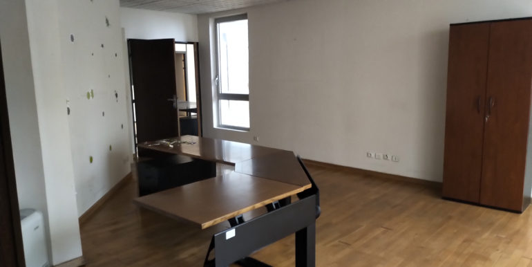 ipro gémenos location entrepôt 118-59