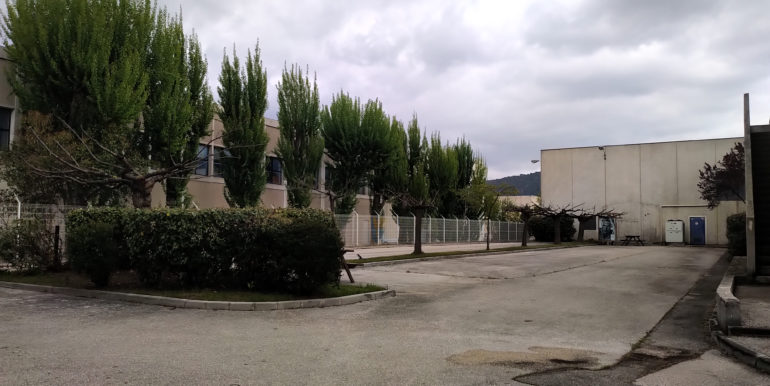 ipro gémenos location entrepôt 118-59