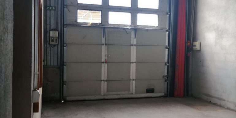 Gemenos Location Activités/Entrepôts 210 m² non divisibles (119-28)