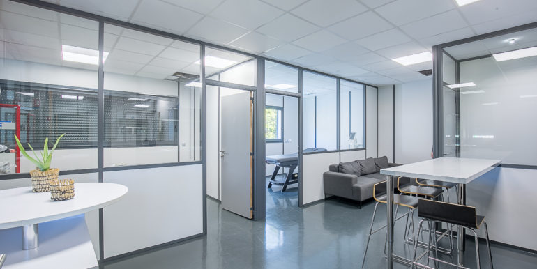 La Bouilladisse Location Bureaux 150m² divisibles (119-36)