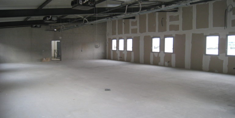 Aubagne Location Bureaux 260m2 non divisibles (119-31)