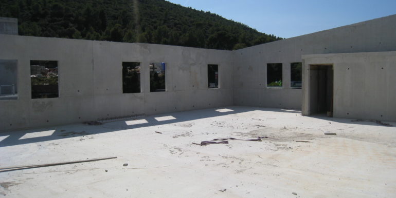 Aubagne Location Bureaux 260m2 non divisibles (119-31)