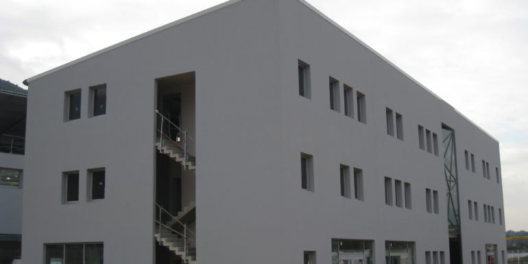 Aubagne Location Bureaux 260m2 non divisibles (119-31)