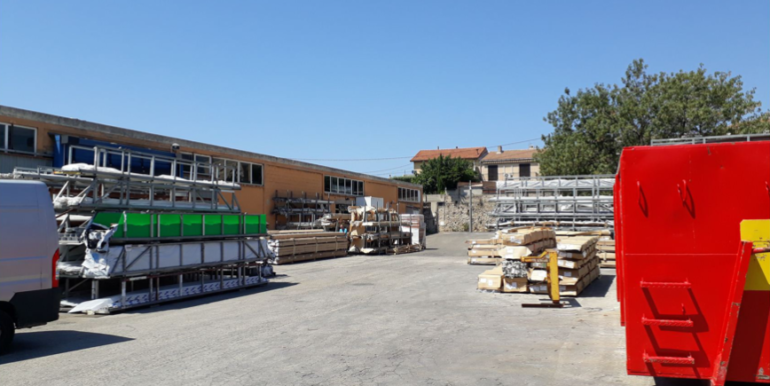 Marseille 14 Vente Activités/Entrepôts 4.000m2 non divisibles (119-60)