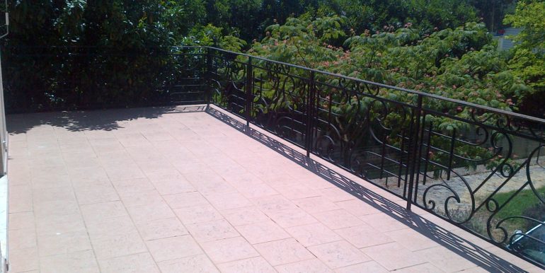 Aubagne Location Bureaux 28m2 divisibles à partir de 13m2 (119-62)