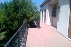 Aubagne Location Bureaux 28m2 divisibles à partir de 13m2 (119-62)