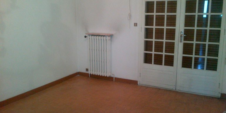 Aubagne Location Bureaux 28m2 divisibles à partir de 13m2 (119-62)