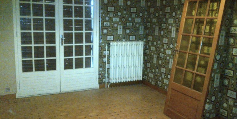 Aubagne Location Bureaux 28m2 divisibles à partir de 13m2 (119-62)