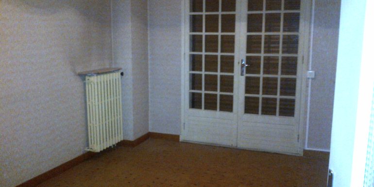 Aubagne Location Bureaux 28m2 divisibles à partir de 13m2 (119-62)
