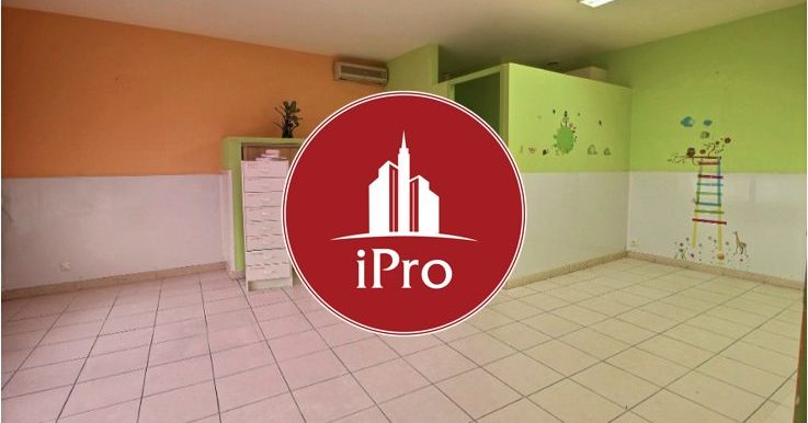 Aubagne Vente Local commercial 62,50m2 non divisible (119-50)