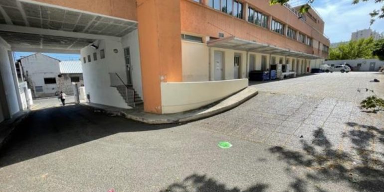 Marseille Vente Bureaux 1600m2 non divisibles (119-61)