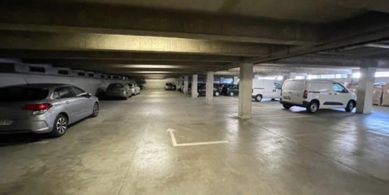 Marseille Vente Bureaux 1600m2 non divisibles (119-61)