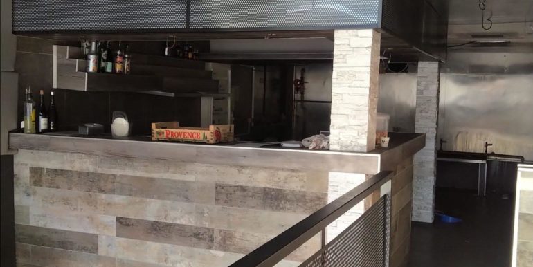 Marseille 11 Location Local Commercial 170m2 non divisibles (119-69)