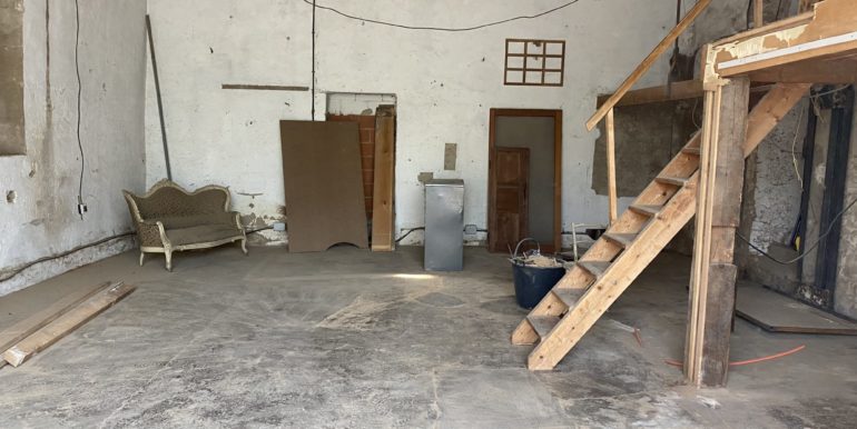 Gémenos Location Locaux commerciaux 1 156m² divisibles à partir de 50m² (119-33)